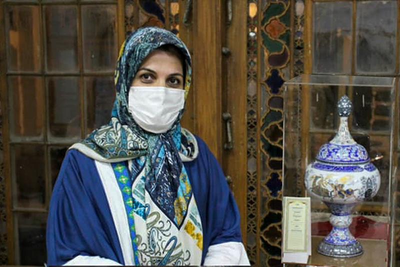 بانوی ایرانی برگزیده پنجمین جایزه بین‌المللی صنایع‌دستی 2021  شد